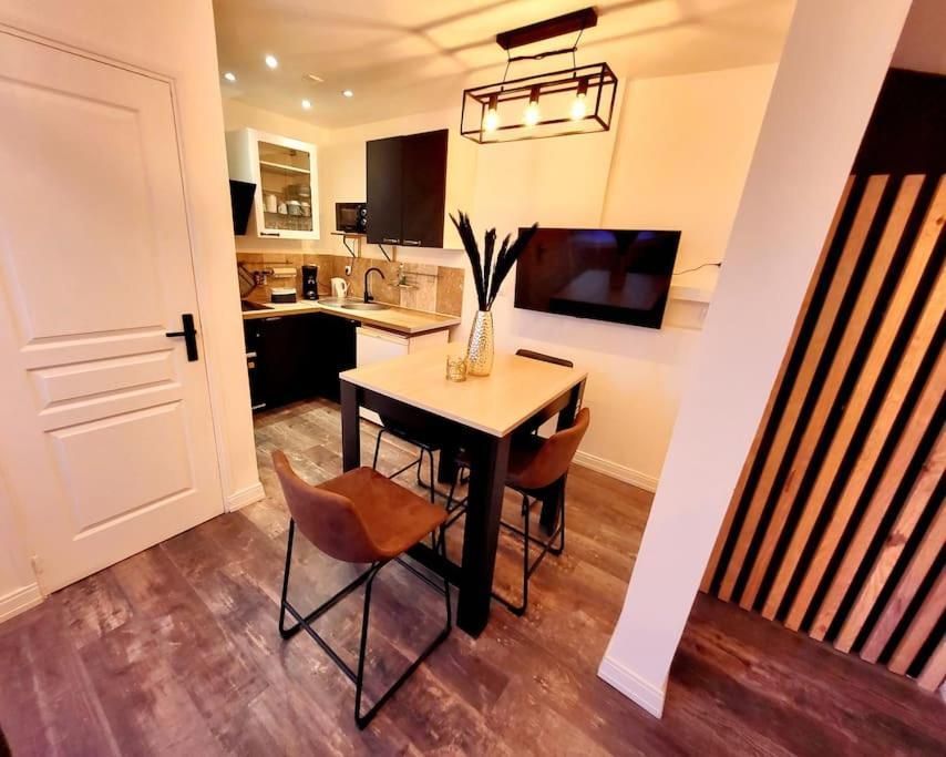Le Bartayres 1 T3 En Souplex, Terrasse, Apartment